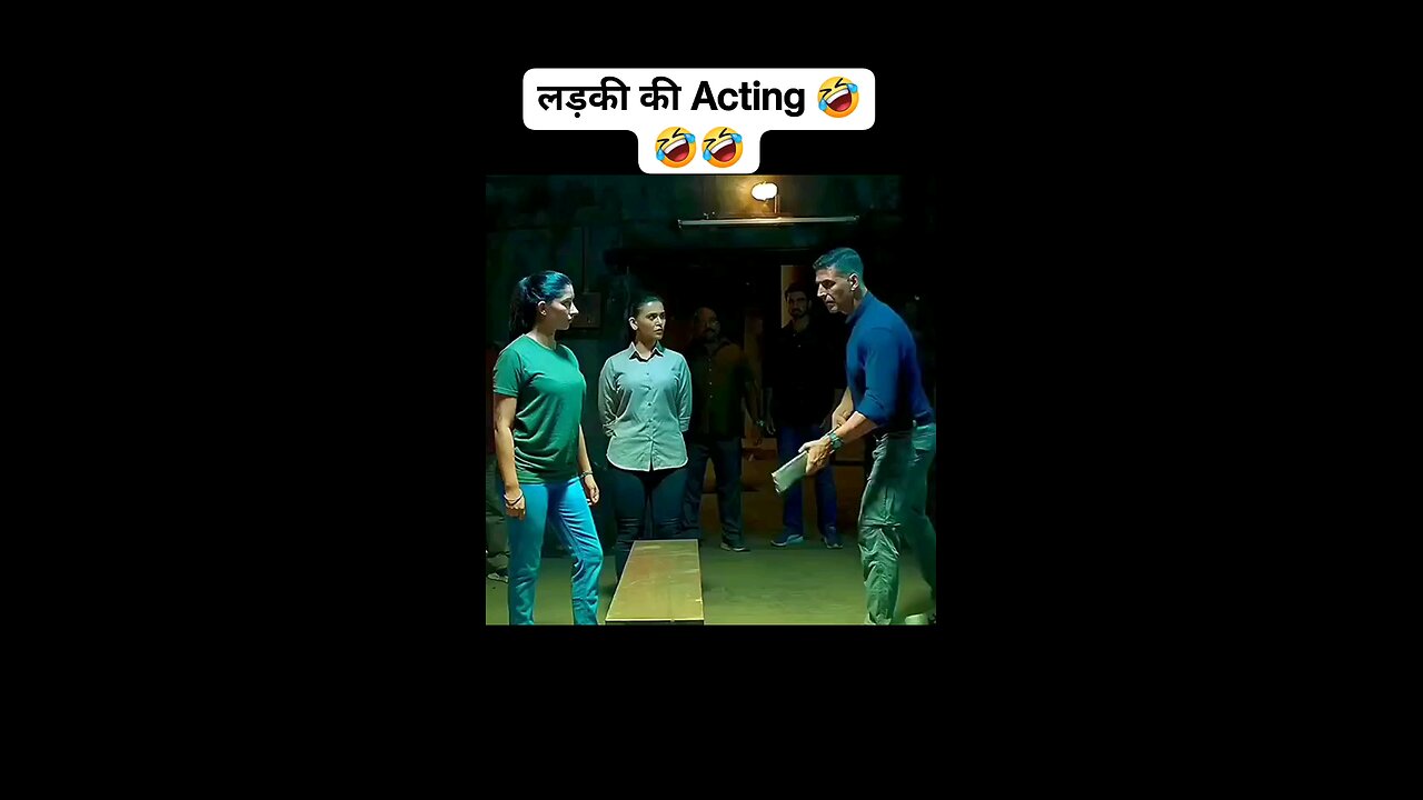 aksara kumar hindi funny..videos😀😀