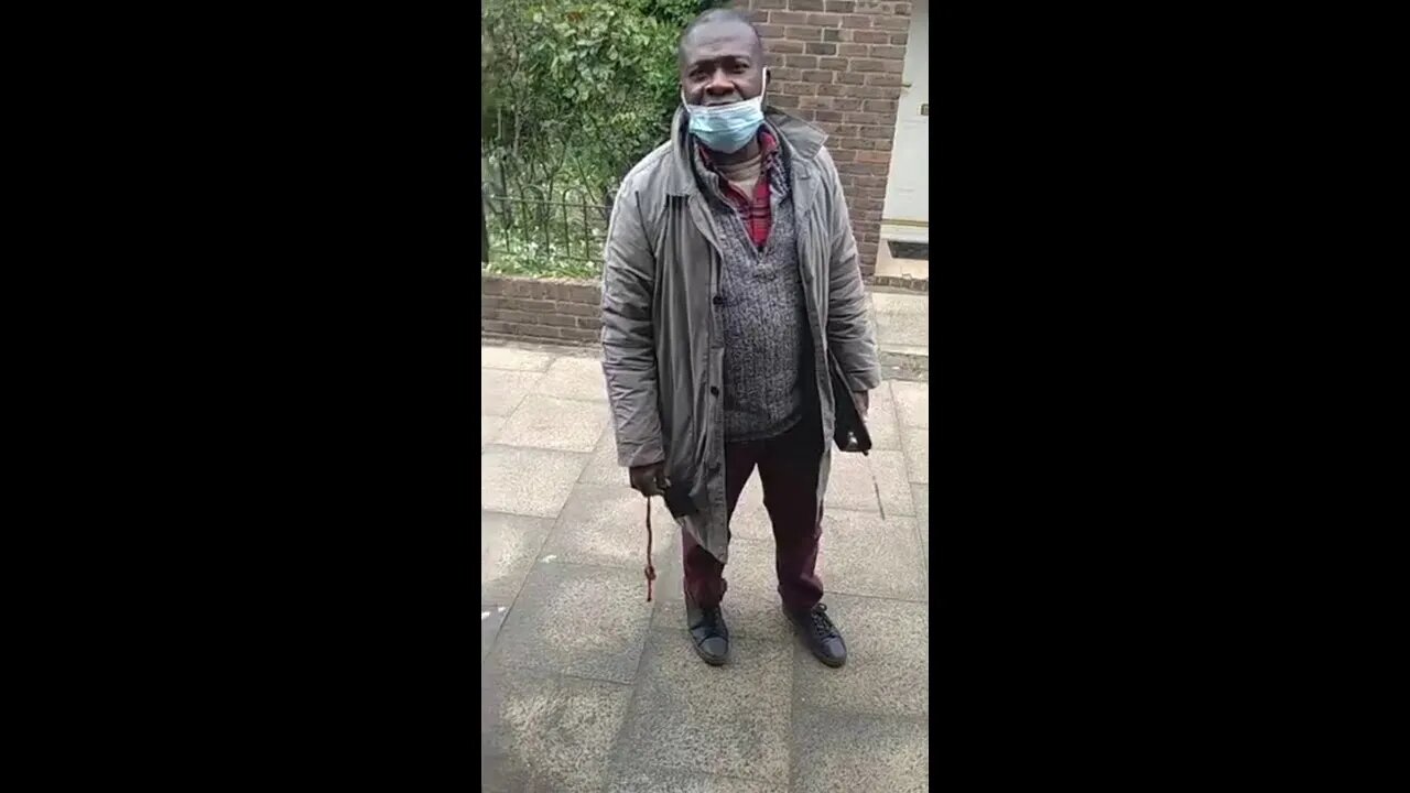 BBC TV LICENCING Goon wants to assault a home owner