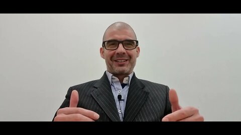 Escândalo nas redes sociais de um casal em plena Av. da Liberdade num acto muito peculiar. Freud #91