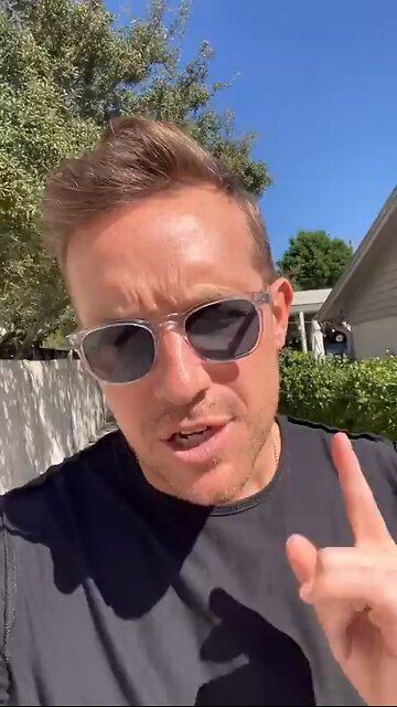 KIJK EENS WAT IK TEGENKWAM HIER IN FLORIDA