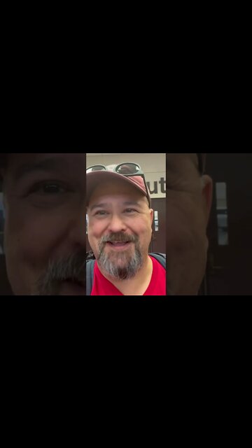 Waiting for the Huntsville Hamfest to Open