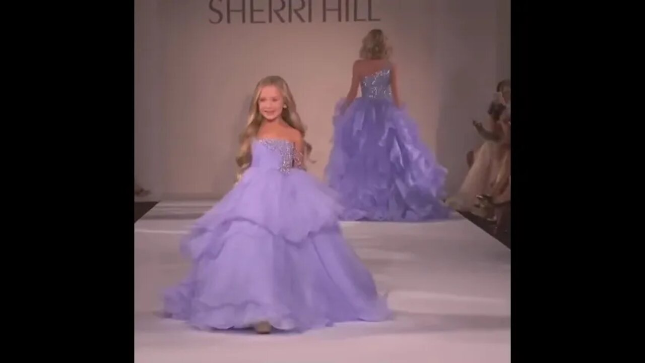 Sherri Hill Spring/Summer 2022 Collection