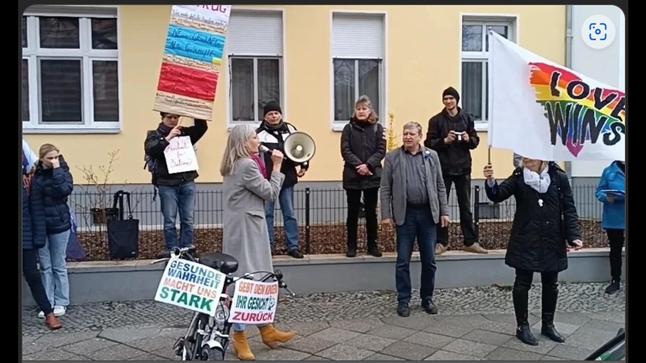 08.04.2023 - #freeSabine - Demo vor der JVA f. Frauen, Arkonastr. 56 in Pankow