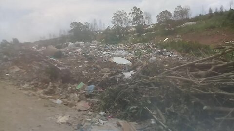 SOUTH AFRICA - Durban - Msunduzi landfill site on fire (Videos) (c6x)