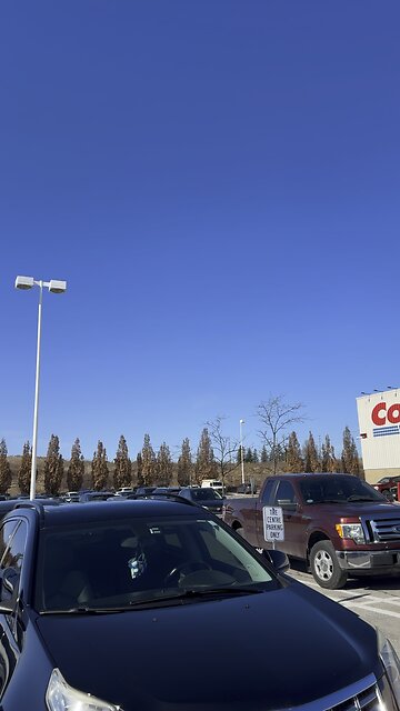 Good News - No Chemtrails in Toronto Canada today and it Feels like Spring