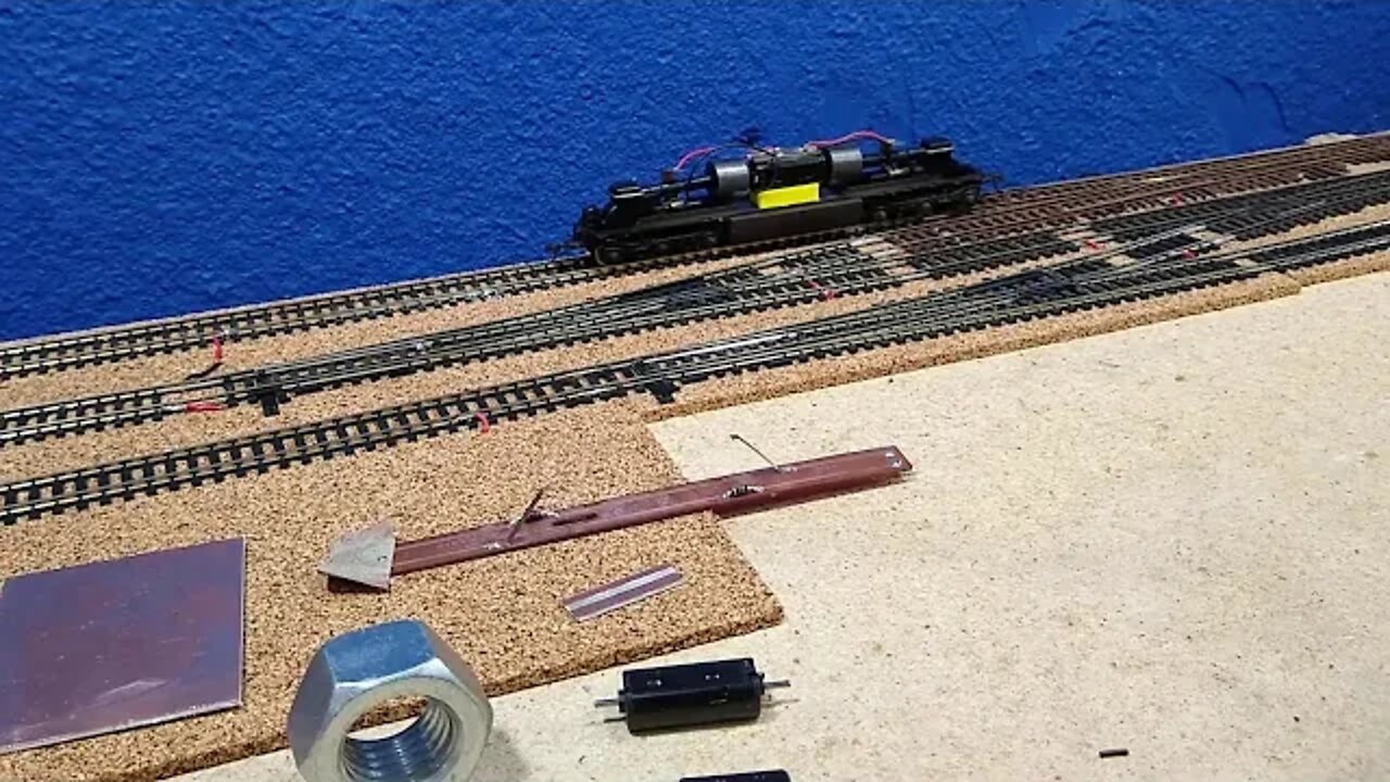 Athearn Blue Box SDP40 24 volt motor testing