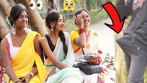 La Li La Prank 😱 On Cute Girls With A Twist | लड़की ने देखकर ऐसा किया फिर जो हुआ