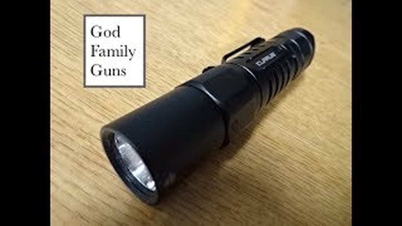 My EDC LIGHT : Klarus XT1A : The Tactical Advantage