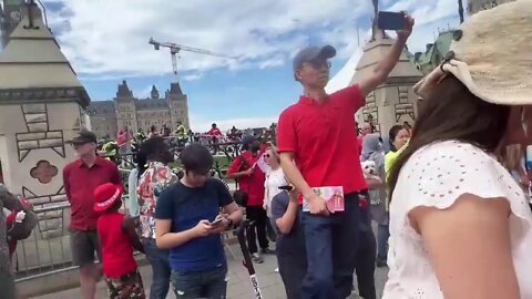 LIVE 🔴 The #churchofBuBBles on Dominion Day (canada day) at parliament in Ottawa.