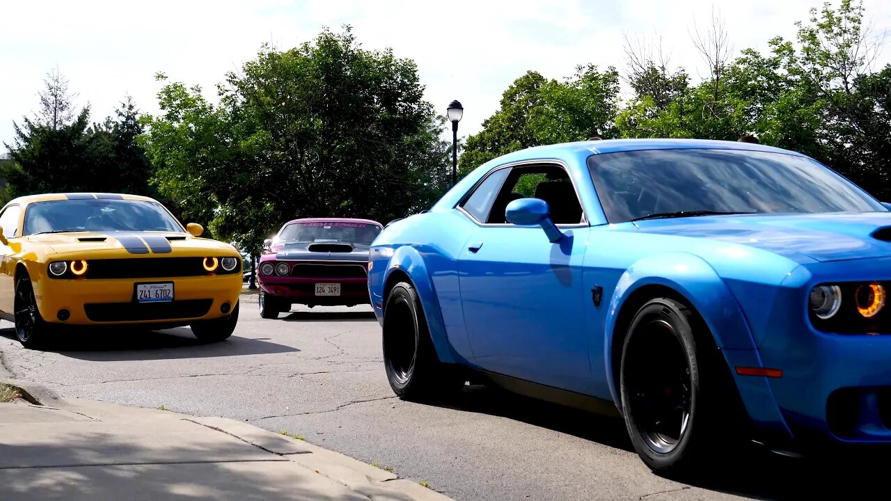 Dodge Challengers, Chevrolet Camaros and Other Muscle Cars Entering the Indian Uprising Car Show