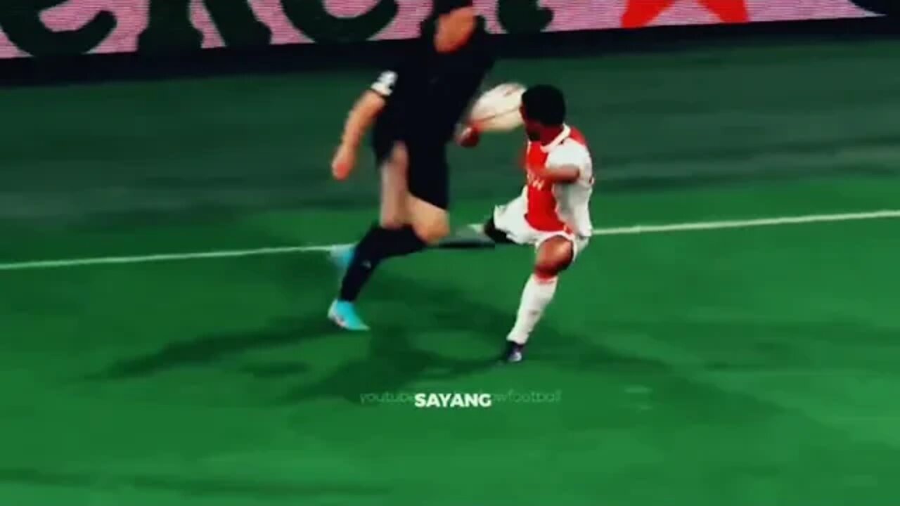 Hit ๐ & SUBSCRIBE for more โฝ๏ธ ๐ ๐ โพ๏ธ ๐พ ๐ ๐ ๐ฑ #darwinnuรฑez #nunez #skill #benfica