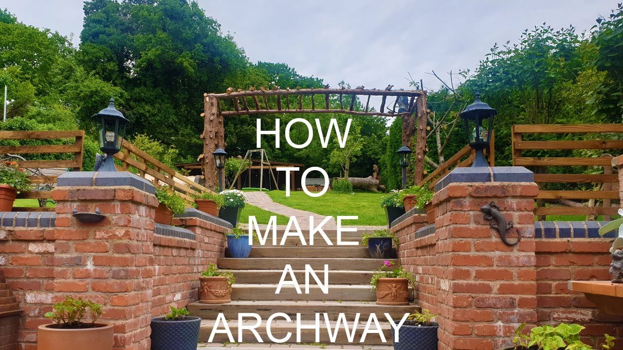 LOG ARCHWAY | DIY GARDEN WEDDING