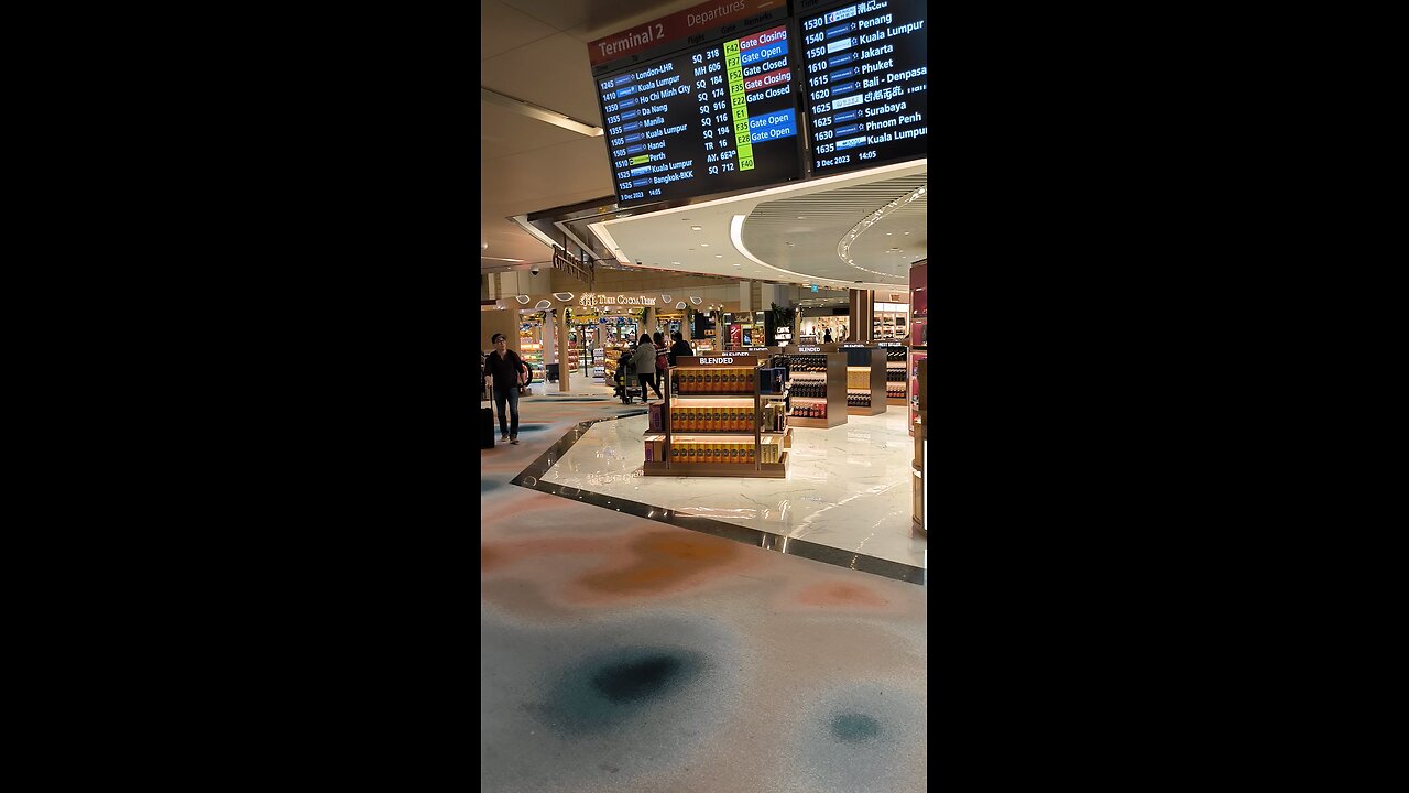 Changi Airport, Singapore!