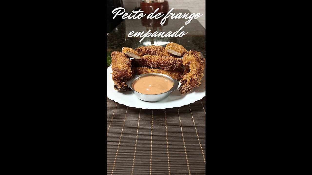 Peito de frango empanado shorts