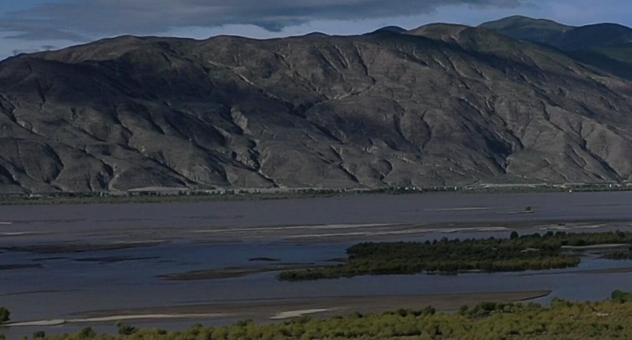 Desert And Sky beautiful scene 4K video.