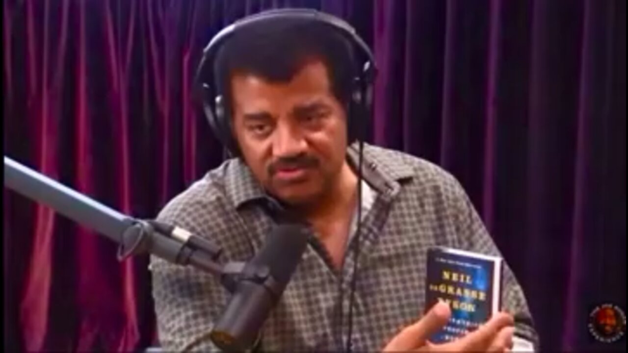 Neil Degrasse Tyson backs down from debate against Eric Dubay