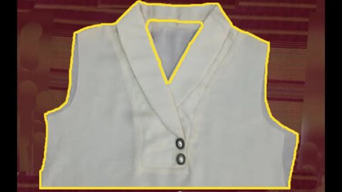 Halter neck coat collar cutting