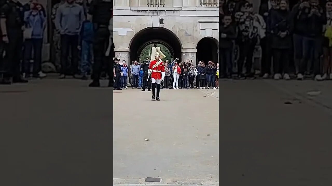 change over the reds 16 September 2022 #horseguardsparade