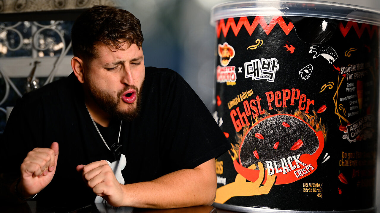 South African Tries The Daebak Ghost Pepper Chips Challenge!!