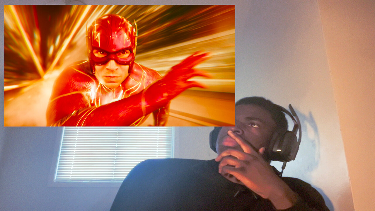 How does the Flash's ability to time-travel work in The Flash Movie