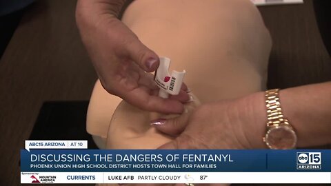 Phoenix Union District hosts town hall discussing dangers of fentanyl