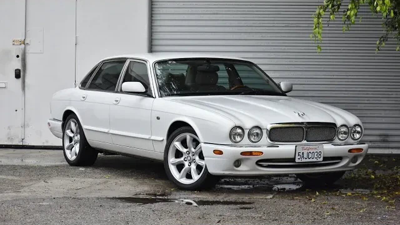 Picking up a Jaguar XJR with @AutoAuctionRebuilds from IAA