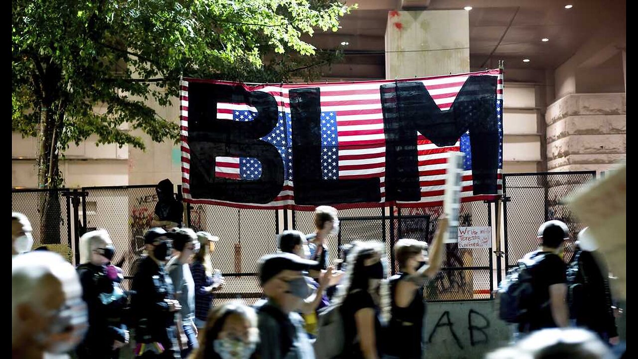 BLM Chicago Digs Even Deeper Hole With ‘Updated’ Tweet on Where They Stand on