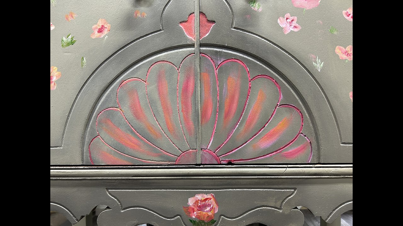 A Badly Abused Console Gets a New Life #furniturerefinishing #furniturerepair #art #diy