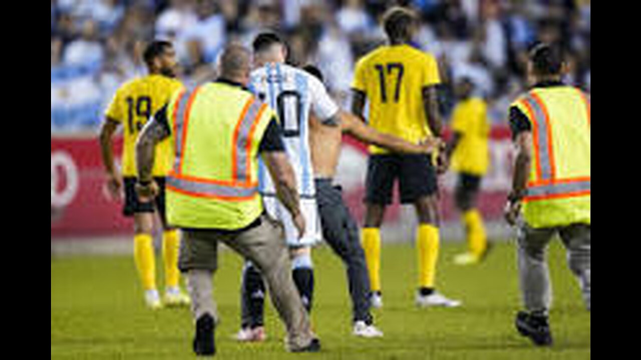 Steward ruins messi autograph