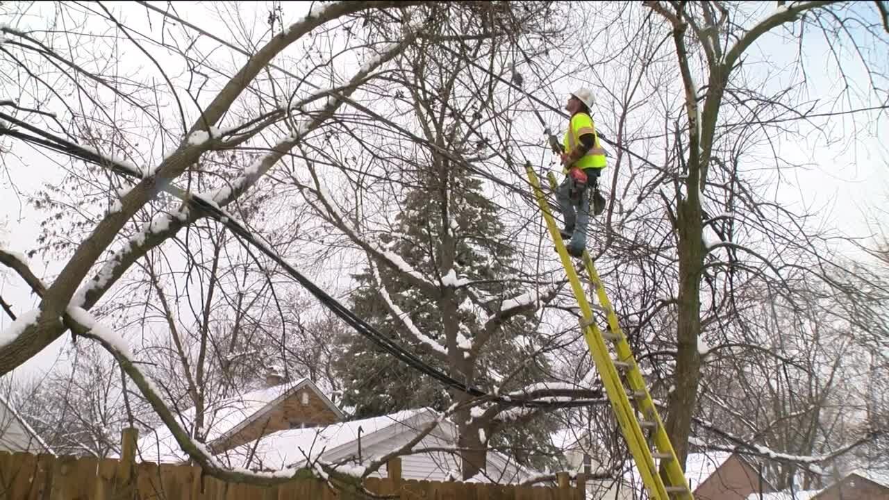 Storm knocks power out for thousands: Bruce Harrison reports