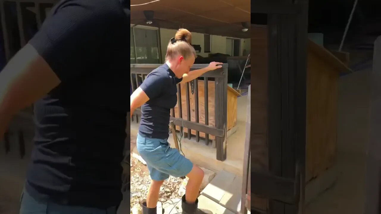 Fun DIY, FIXING That STICKY GATE! 👩‍🔧😂🔧 #viral #shorts #tiktok