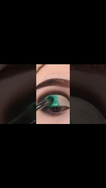 #makeupartist #makeupbeauty #makeuplooks #makeuplover #makeupideas #shorts #makeupbeauty #eyemakeup