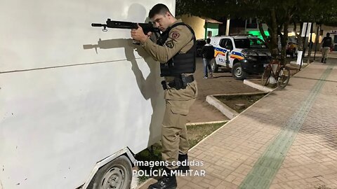 São José do Jacuri: Policias Militares realizam treinamento simulado de explosão a Caixa Eletrônico.
