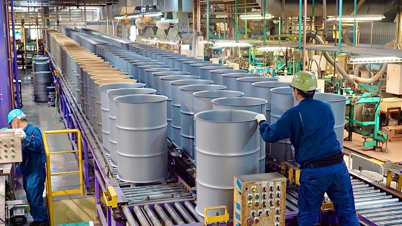 The process of making cans drums. Mass production factory in Japan