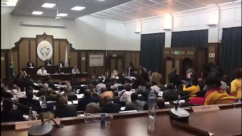 Opposition parties walk out of Nelson Mandela Bay council meeting (KQR)