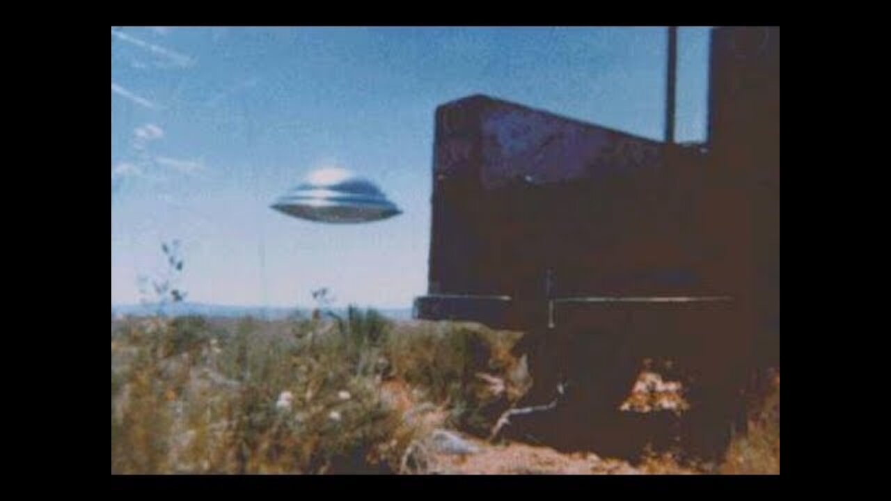 BREAKING: Incredible UFO video shot