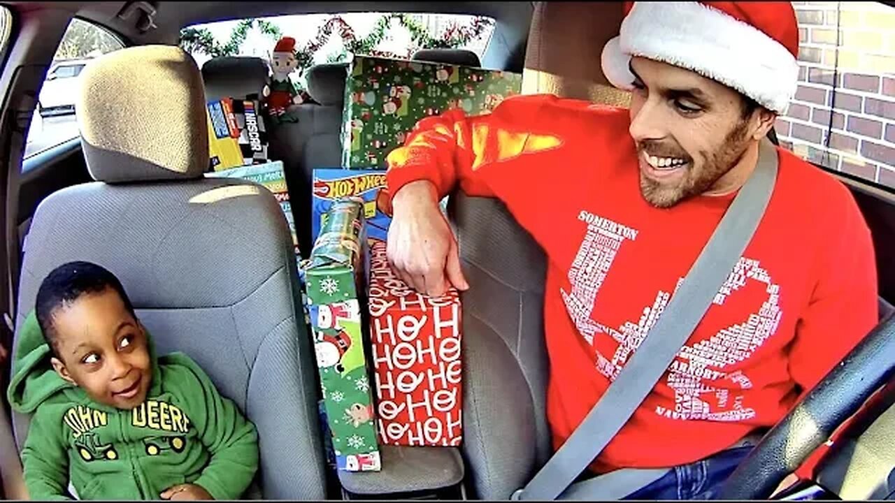 I turned my Uber into a holiday party
