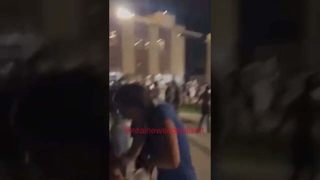 Police Fire teargas at protestors in Arizona