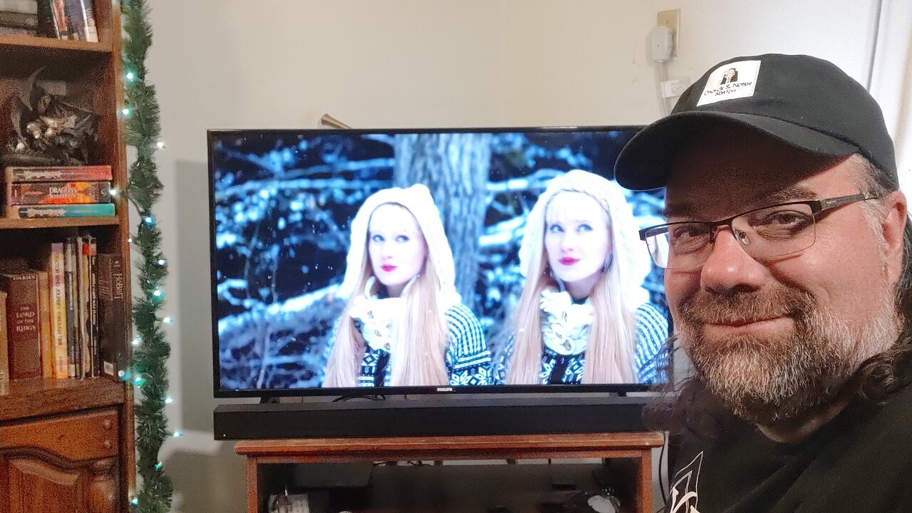 THE HARP TWINS | The First Noel | Reaction