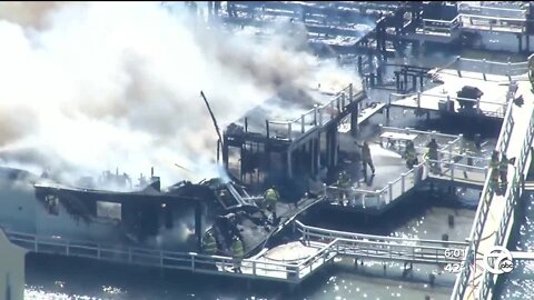 Crews battle massive fire at homes on Harsens Island