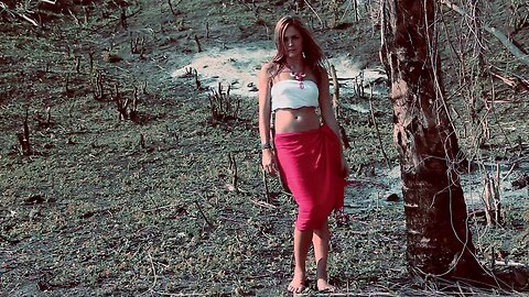 Daniela Carpio - Back to Roots