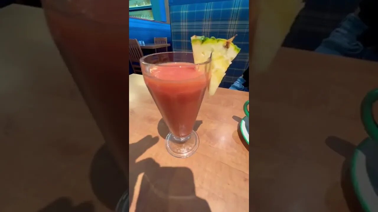 Special of the Day Smoothie at Cora’s breakfast