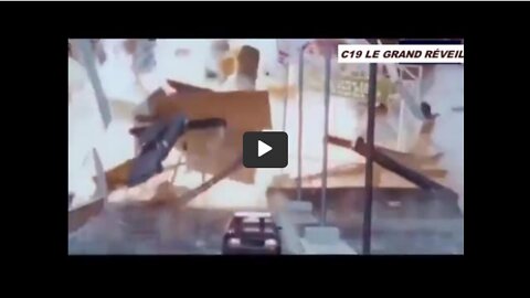THÉORIE DU COMPLOT OU COMPLICE D'UNE THÉORIE... TELLE EST LA