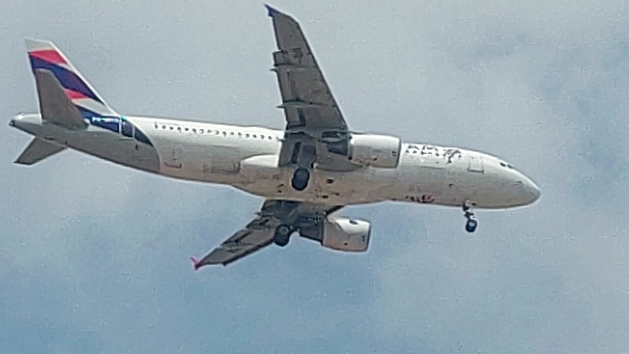 Airbus A320 PR-MHX coming from Teresina to Fortaleza