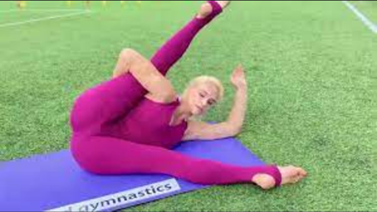 Yoga - Writhing Trainings. Flexible workouts