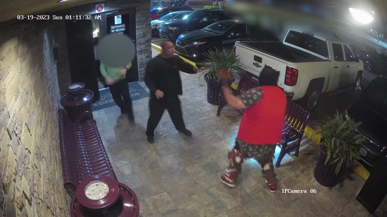 WATCH: Security stops man with gun at Tampa gentleman's club