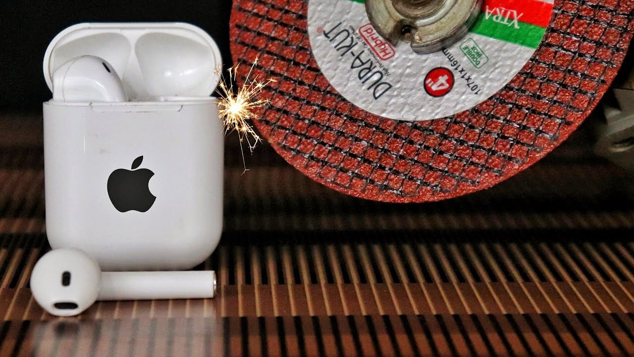चौंक जाएंगे Airpods के अंदर का राझ देखकर - Cutting Airpods Experiment