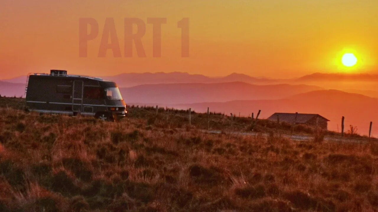 🇪🇦 -Part I- Climbing up to the most beautiful wild camping spot EVER!!!