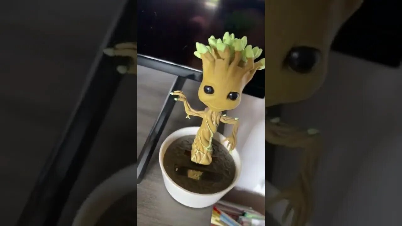 Baby Groot light activated dancing