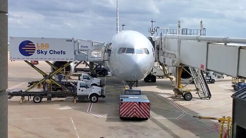 AMERICA AIRLINES AA240 9 30 2019